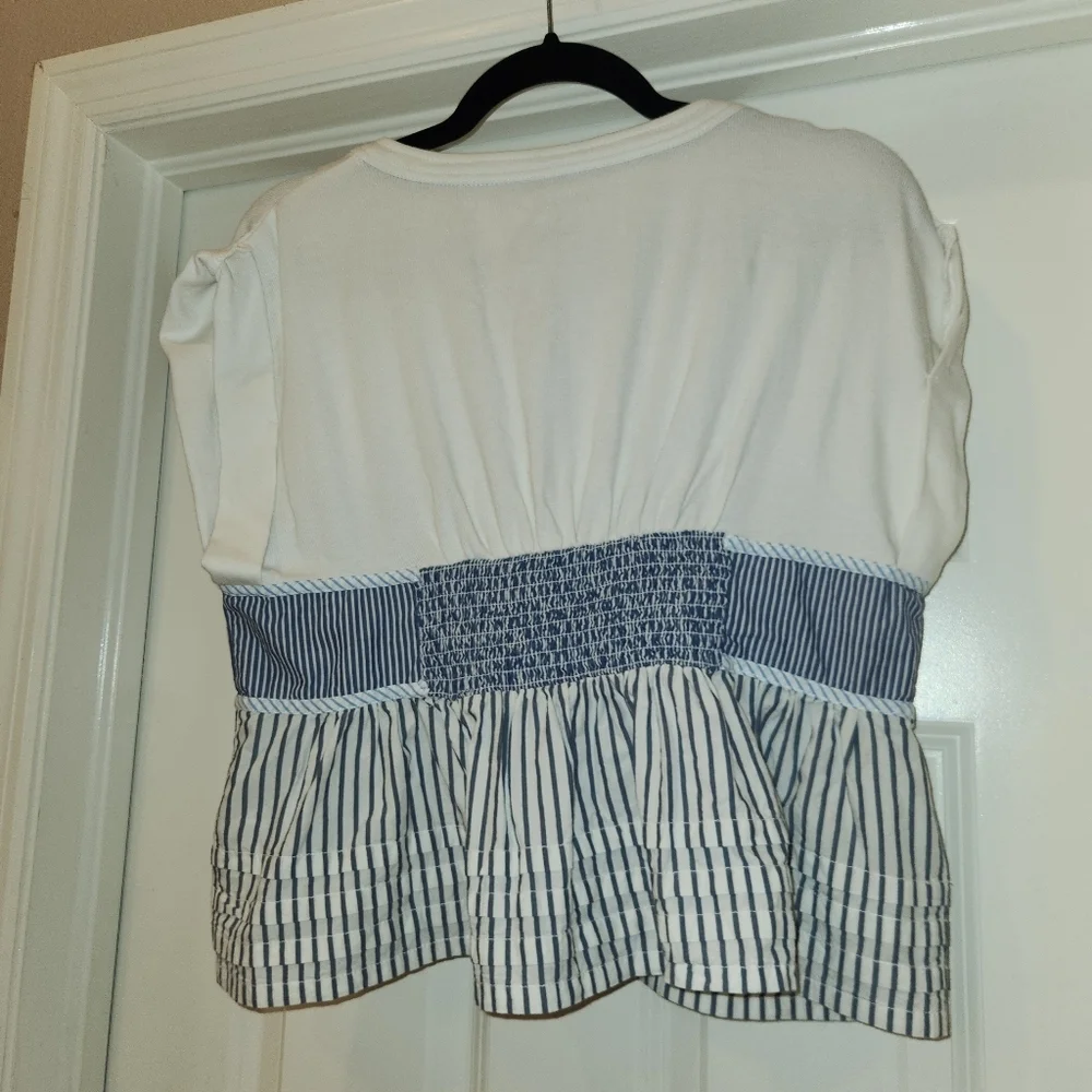 Pilcro V-neck Cotton Tiered Ruffel Short Sleeve Top Size Medium - Picture 2 of 5